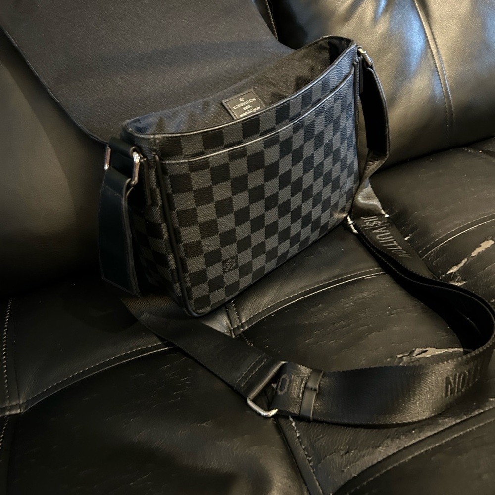 Louis Vuitton Graphite Checkered Messenger Bag - Picture 5 of 5